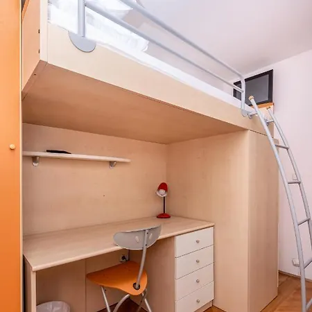 B&A - Center Of Split Apartment Exterior photo