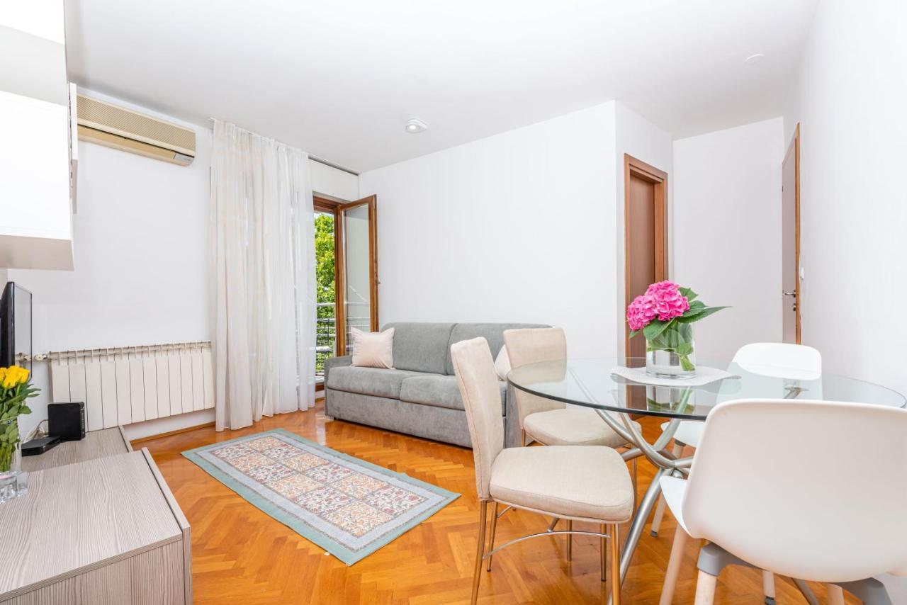 Apartment B&a - Center Of *